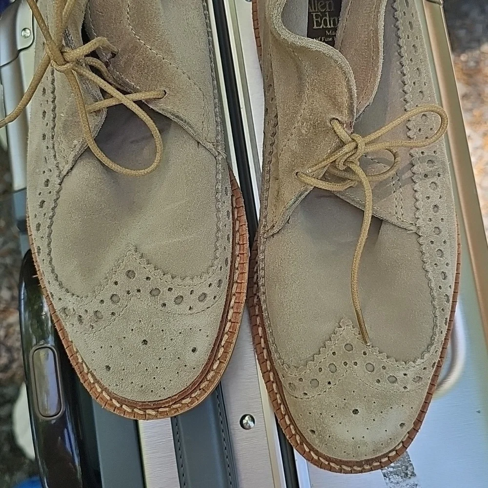 Allen Edmonds Chukkamok Seude Boots Size 6